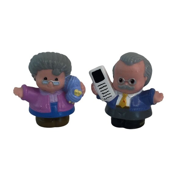 Fisher Price Little People Grandparents with Blue Suitcase Grandma w/Yarn Grandp - Picture 2 of 8